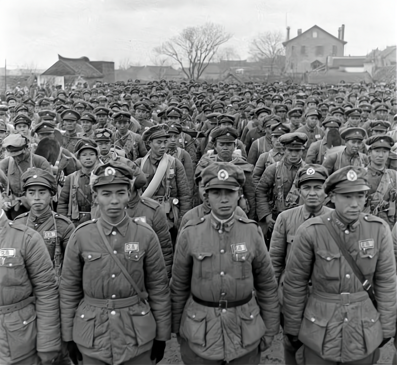 1948年10月17日,长春国军团长姚凤翔接到师长电话:"昨晚六十军投共了!