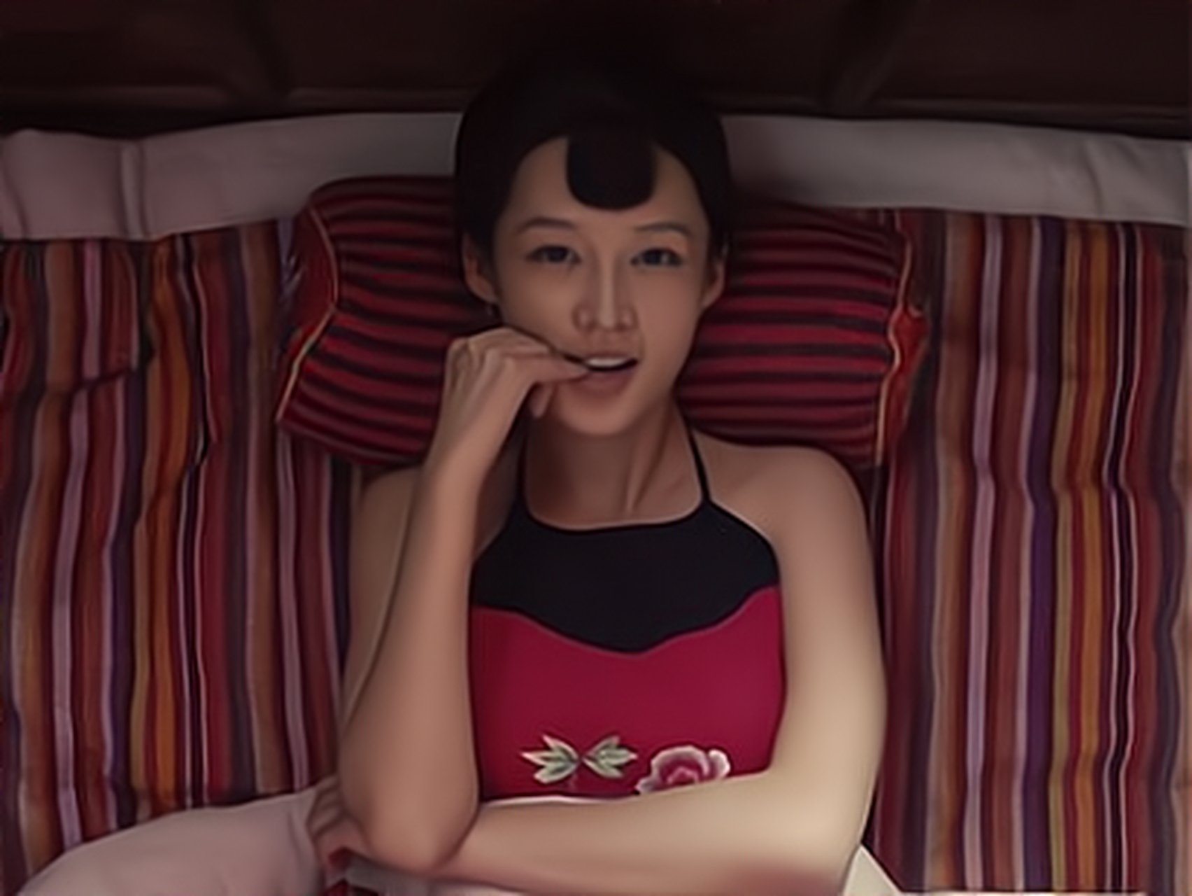 《白鹿原》中最扎心一幕:破土窑里,怀着身孕的田小娥,躺在炕上饿得