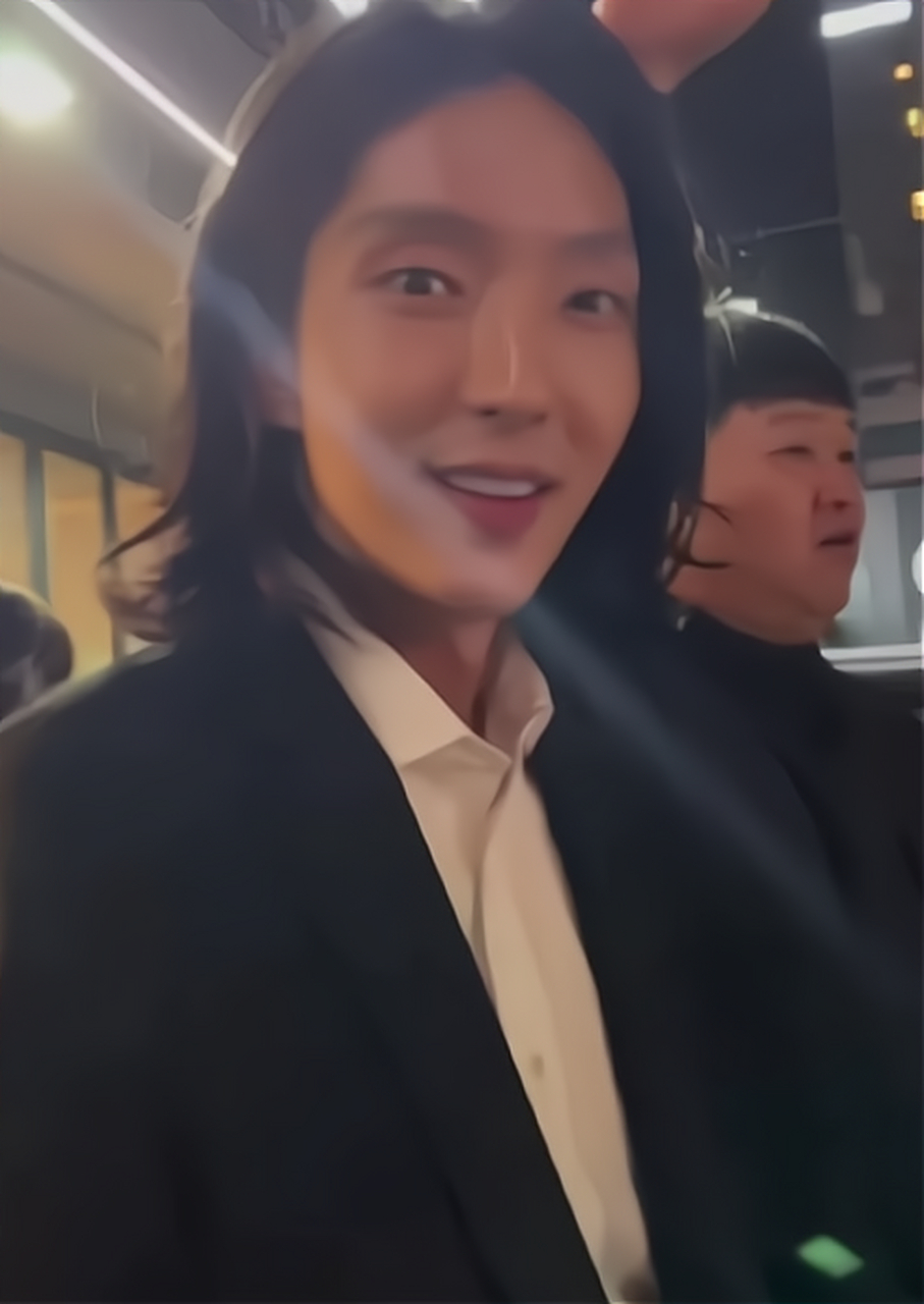 韩国男星李准基,这皮肤绝了!