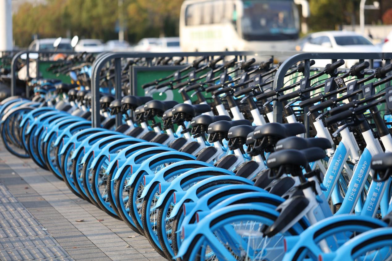 共享单车达70万辆，武汉耗资数亿元公共自行车项目停运_凤凰科技