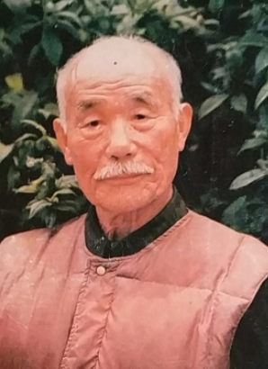 河北白胡老头闯军区遭拒,留下一纸条离去,司令员听闻立即驱车紧追