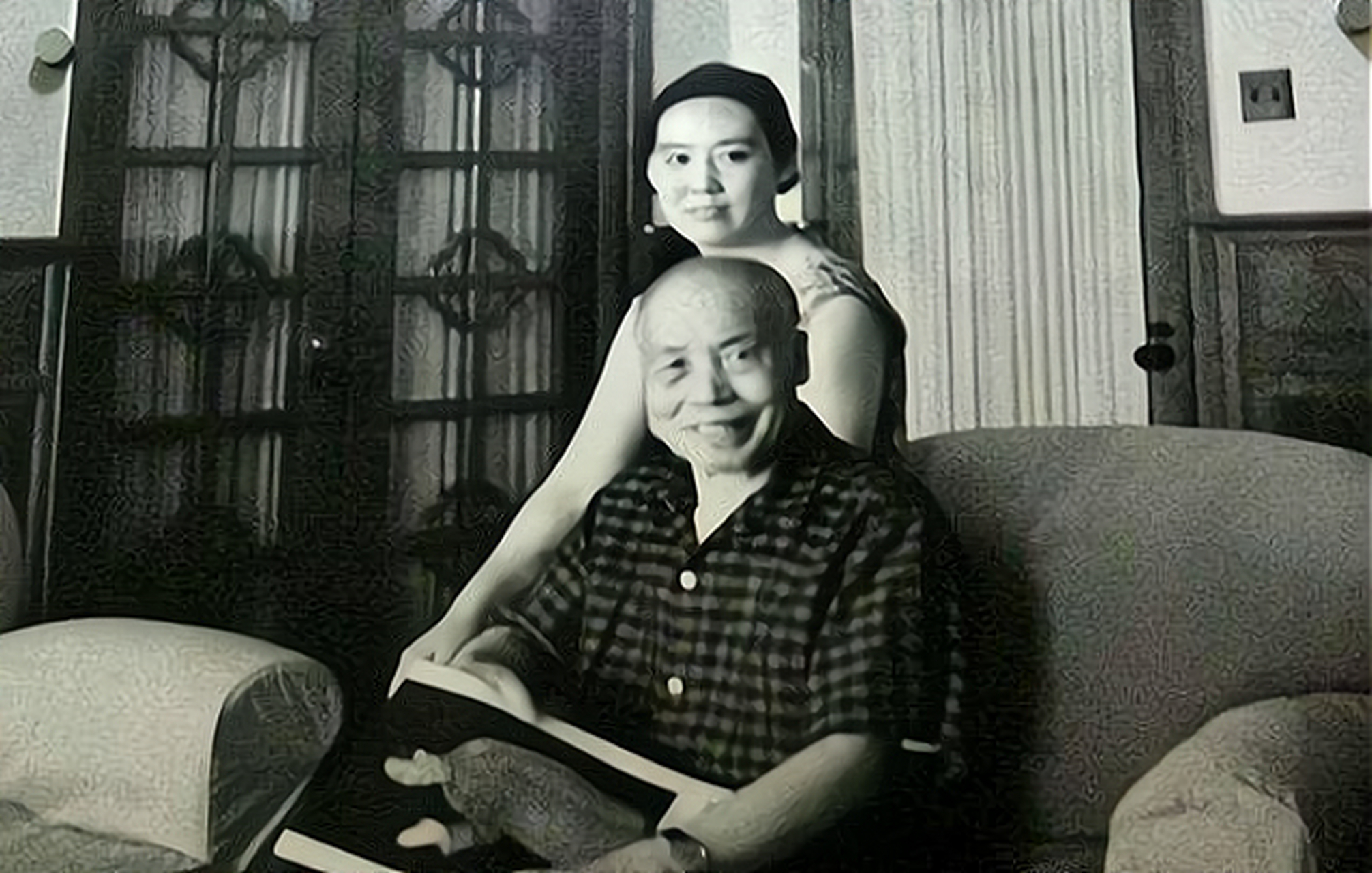 李宗仁旅居美国期间,妻子郭德洁一直陪伴在他身边.