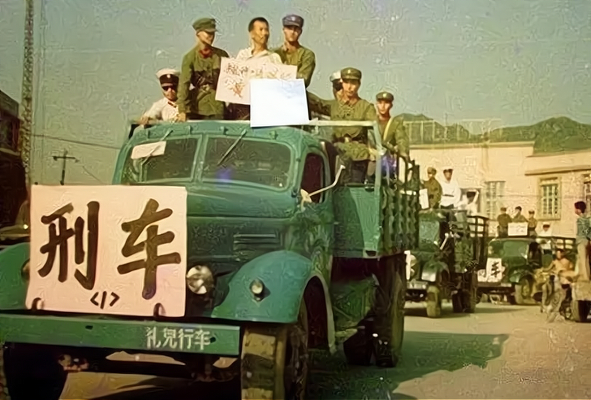 牛玉强,新中国最后一位流氓犯,屡屡犯罪,最后因抢人帽子锒铛入狱,被