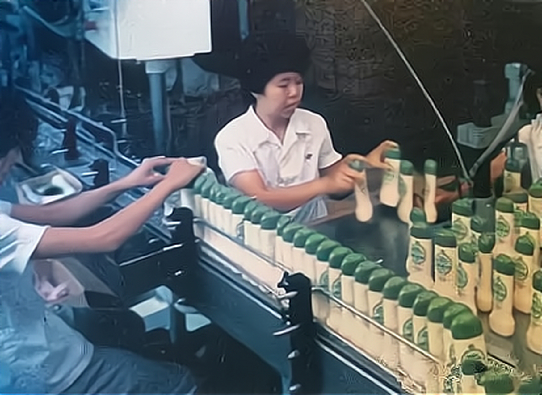 1980年代的天津老照片,有勾起你的回忆没?