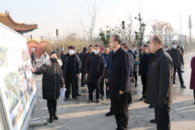 周树群带领市人大代表视察全市城市建设与管理工作