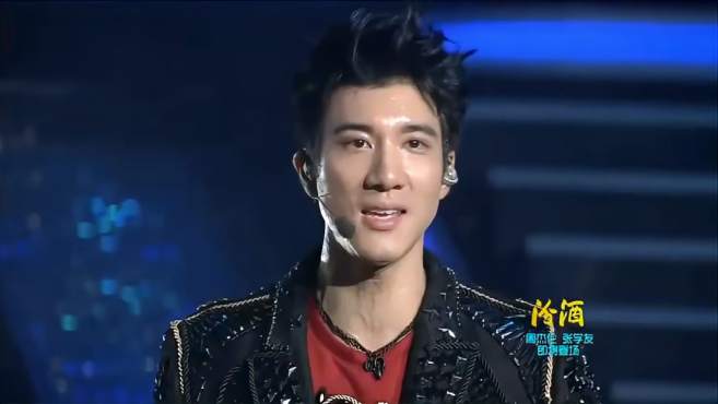王力宏唱《我依然爱你,真的是"云中逐迪"