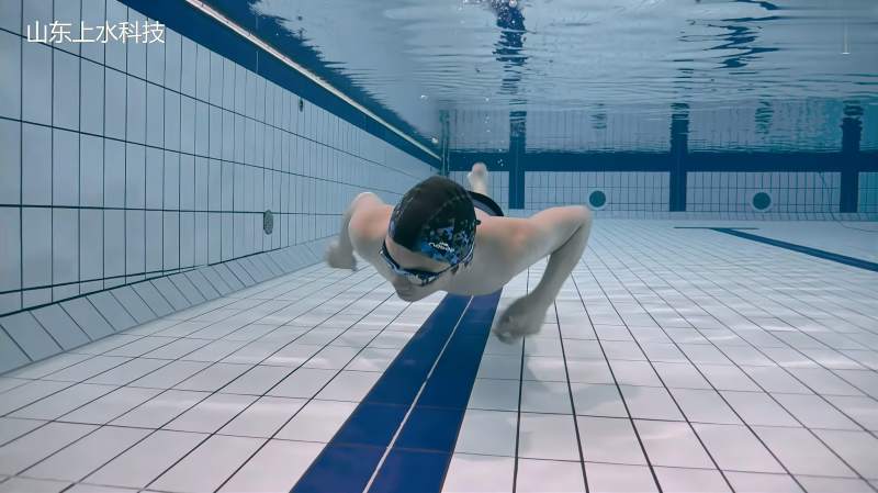 游泳教学——如何在水中游动2.1万次播放01:36继续观看立即下载好看视频，
