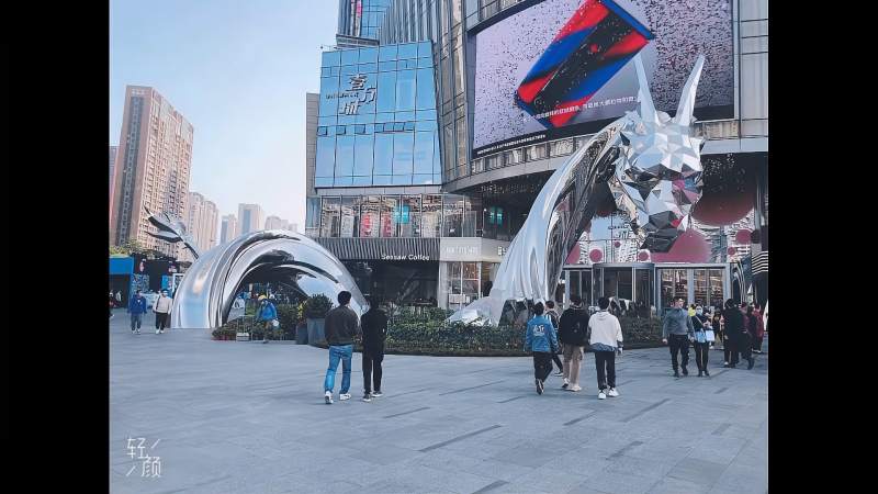 深圳最大的商场一方城,今天这么多安保人员是有明星来了吗?,旅游,旅途风光,好看视频