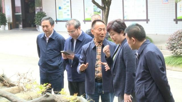 杨逸铮来我市调研脱贫攻坚和市场监管工作