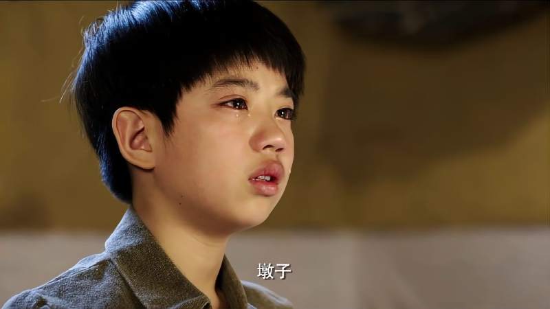 养母的花样年华：养子得知自己身世，哭着问养母，养母心疼坏了,影视,伦理片,好看视频