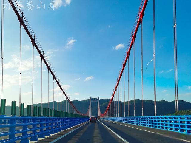 飞龙湖乌江大桥图片