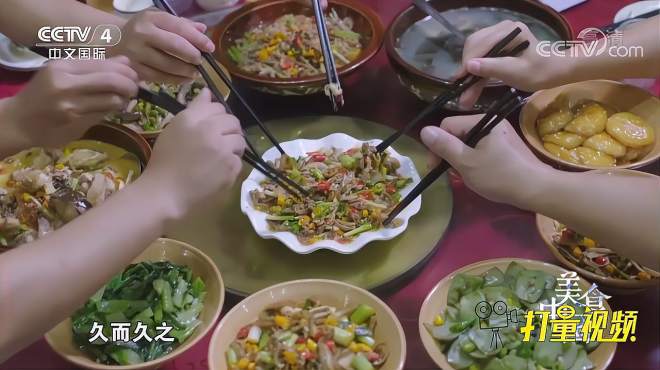 [图]衡阳小店招牌菜受食客宠爱！羊肉炒鱼泡鲜嫩爽脆，好吃｜美食中国