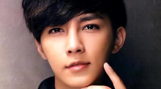 台湾年轻男演员排行榜图片