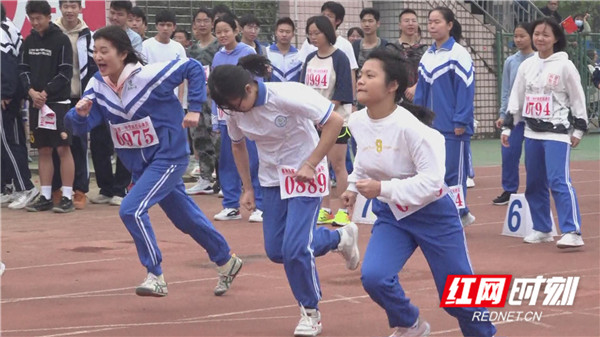 慈利县第一中学第五十届田径运动会暨首届文化艺术节开幕