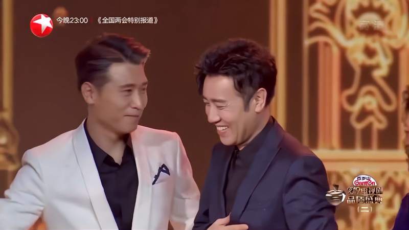 于和伟有多幽默方言点餐笑坏何炅硬把获奖感言说成单口相声