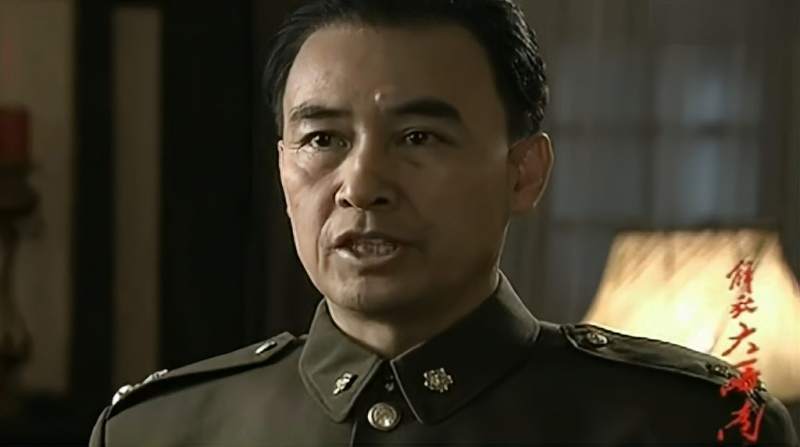 卢汉宣布起义，桌上的五星红旗给了必胜决心，云南和平解放,影视,战争片,好看视频