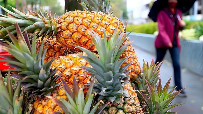 台湾菠萝遭禁止后，其他农产品怎么办？岛内沸腾，国台办火速回应