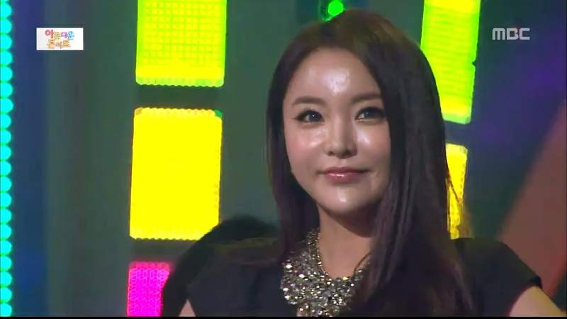 韩国女神洪真英《爱情电池》现场版来啦,音乐,流行音乐,好看视频
