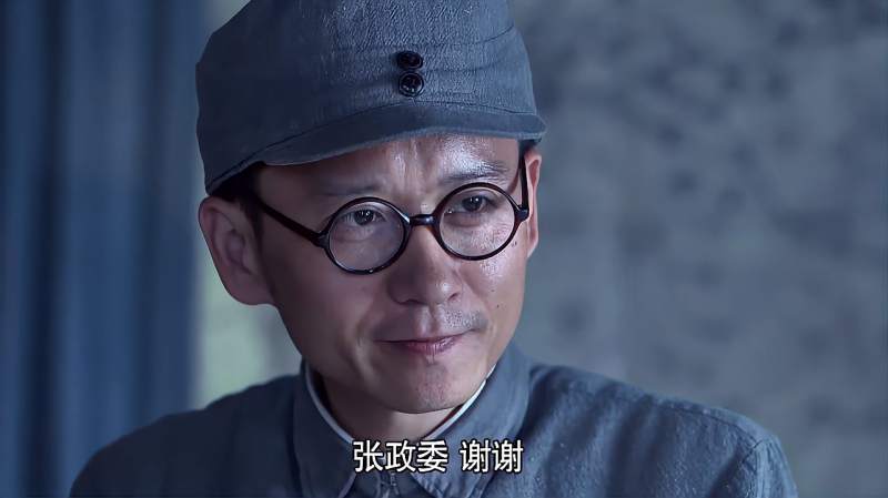 雪豹张仁杰刚当上政委就摆谱给周卫国看众人都看不下去了