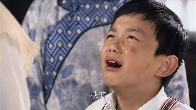 娘妻耀宗想念秋菊偷偷溜出去找她家里人都急坏了