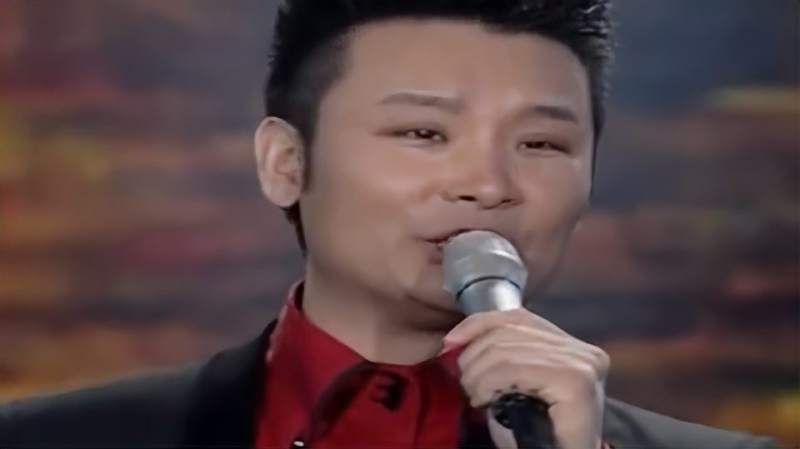 歌手刘和刚演唱《不忘咱爸妈》，我已深深陶醉，无法自拔！,音乐,流行音乐,好看视频