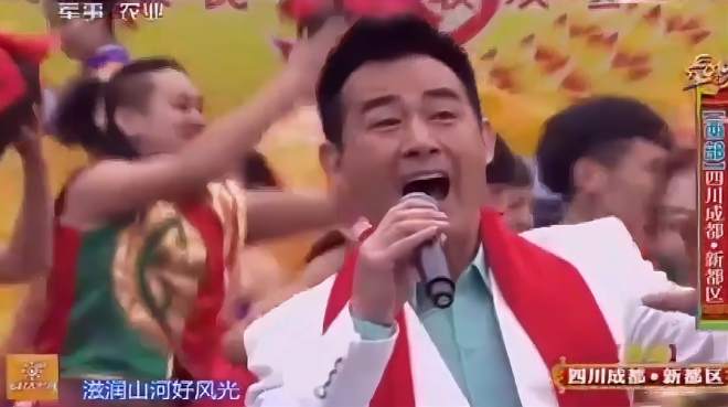 [图]一首淳朴的歌曲《农民之歌》，歌声嘹亮滔滔不绝，献给农民朋友们