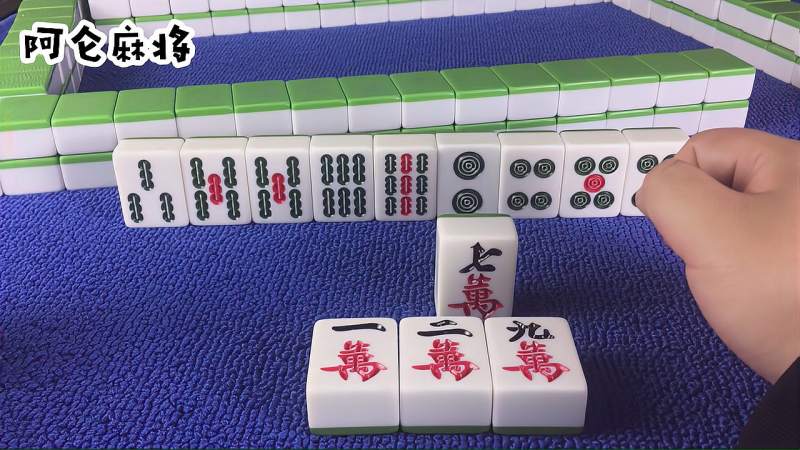 川麻经典:血战换三张,这三个技巧学会,让你赢到对