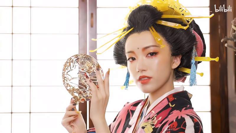 suzy日本花魁美妆博主带你窥探和服之美suzyx花西子
