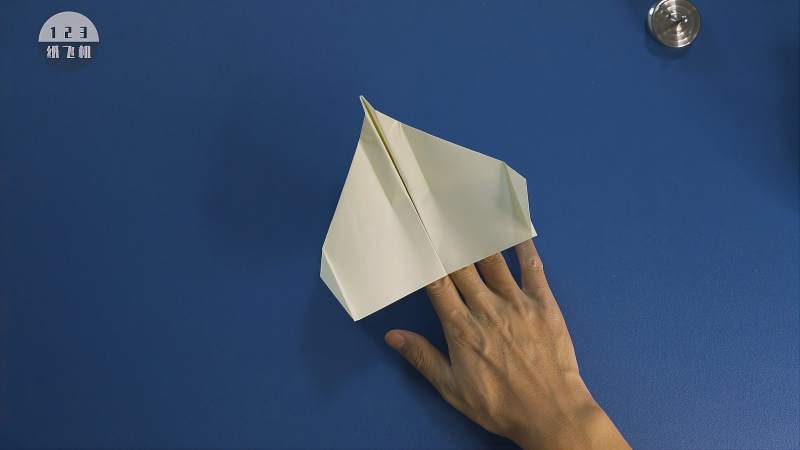 大师约翰柯林斯冠军纸飞机曲面机翼的隐形飞镖