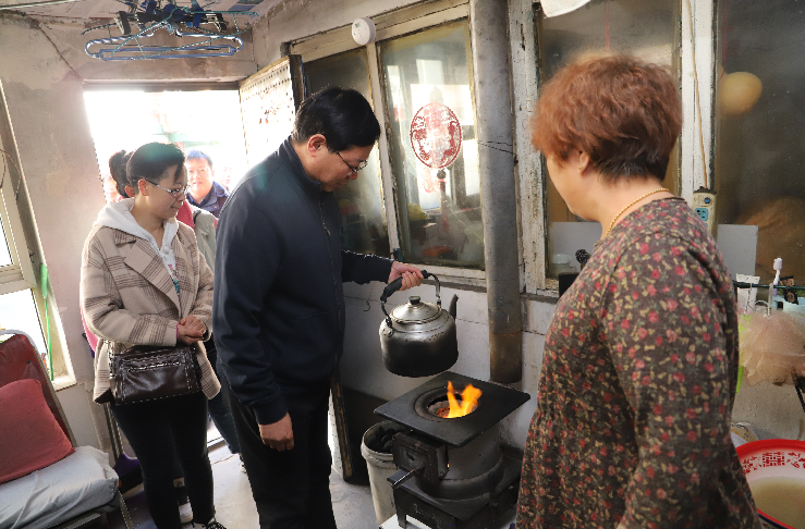 张照平图片