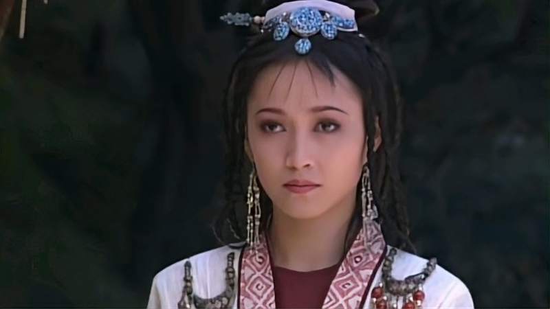 杨潞饰演的甘十九妹曾惊为天人有一种优雅古典的美而又武功高强