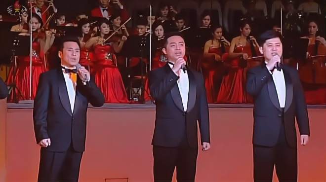 [图]歌曲《我们是从废墟上开始的》—平壤庆祝朝鲜八大大型演出歌颂党