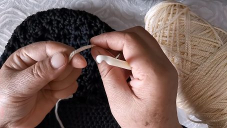 鳗鱼英语教室 穿衣服 戴帽子的英文怎么说 好看视频 鳗鱼英语教室 穿衣服 戴帽子的英文怎么说 好看视频