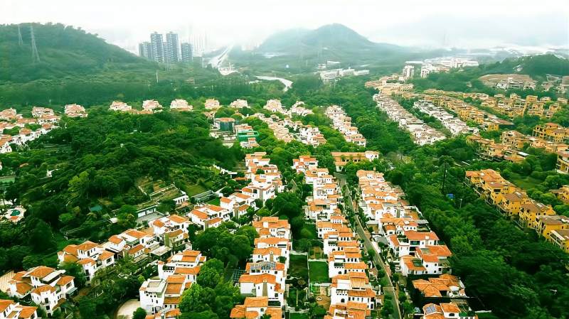 航拍深圳最大的别墅区,来看一下有钱人的住宅,太豪气了,旅游,旅途风光,好看视频
