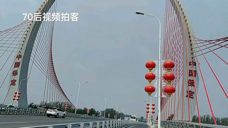 保定市巨力大桥是保定市唯一一座斜拉桥所用钢材7000多吨