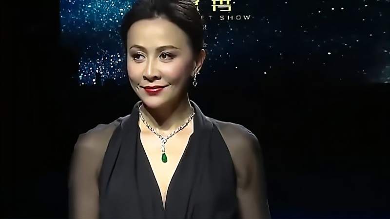 刘嘉玲被绑匪带走3小时，裸照流出极度崩溃，如今却无可奈何原谅,娱乐,明星八卦,好看视频