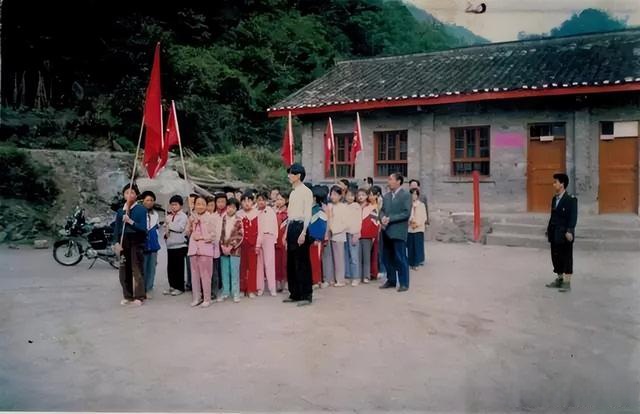九十年代农村小学图片图片