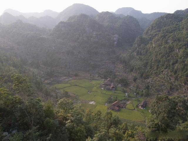 找天坑日記04:貴州黔南平塘打岱河天坑及500米口徑球面射電望遠鏡