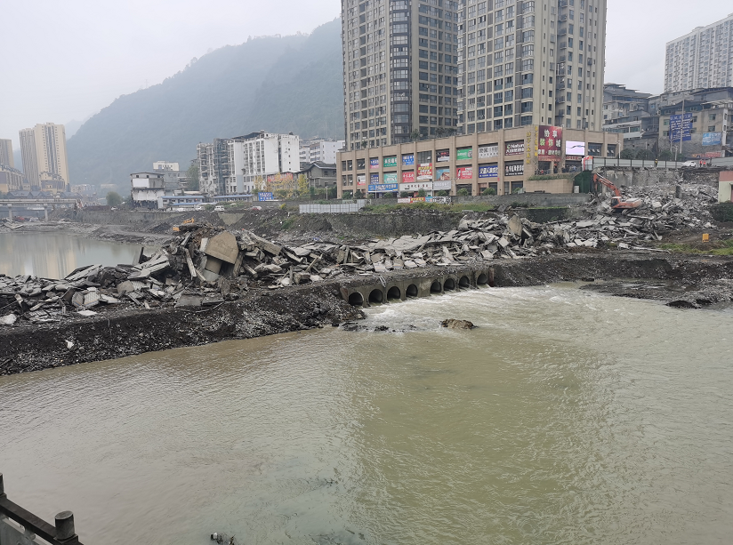 今天!城口任河大桥主跨正式"告别"