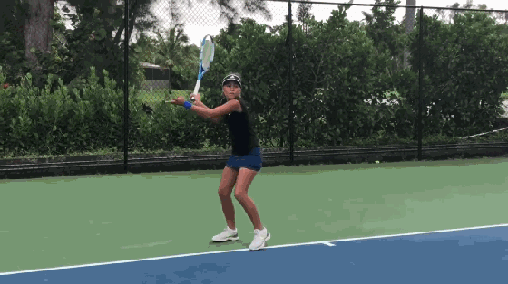 网球引拍动作图片