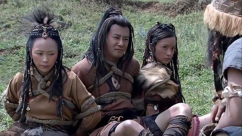 大舜落入共工手中的舜命悬一线女英却提出要为舜做汤