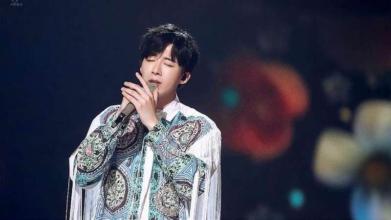 摩登兄弟刘宇宁经典歌曲天问朗朗上口单曲循环