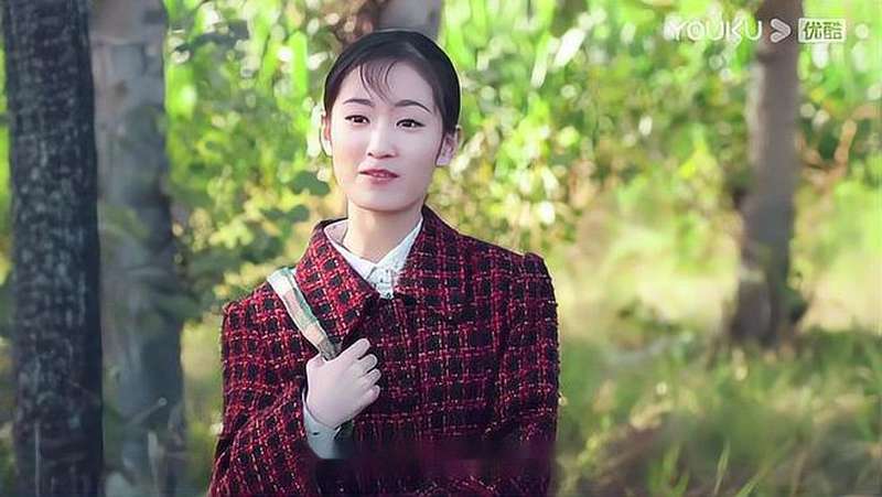 青谷子肖妮让隋满堂擦汗不料隋满堂还不好意思了